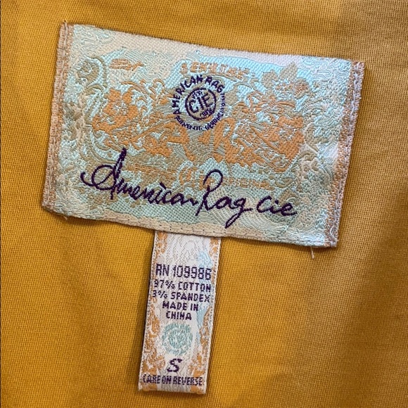 Jacket - Picture 3 of 5